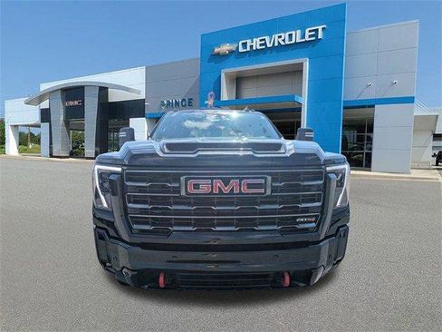 New 2025 GMC Sierra 2500 AT4 w/ AT4 Premium Plus Package image 11