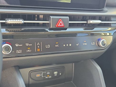 New 2026 Kia Sportage EX FWD image 26