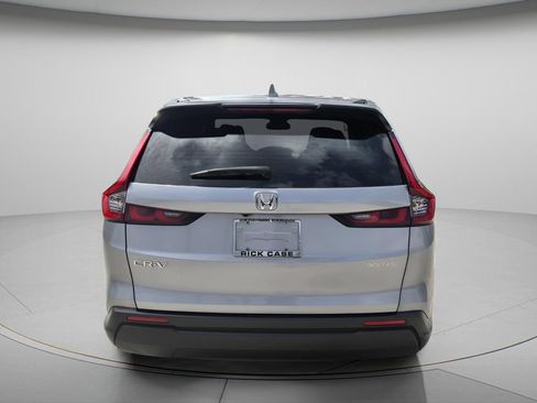 Used 2023 Honda CR-V LX image 6