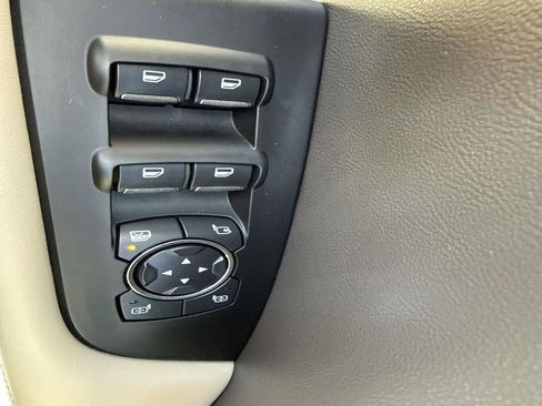 Used 2021 Lincoln Nautilus Reserve w/ Equipment Group 201A image 19