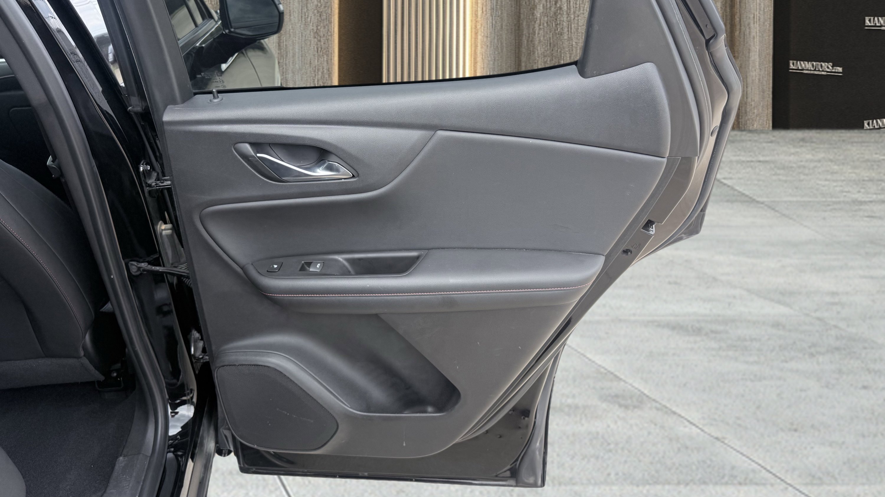 Used 2021 Chevrolet Blazer RS w/ Enhanced Convenience Package FWD image 41