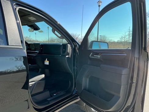 New 2026 Chevrolet Silverado 1500 LT Trail Boss image 16