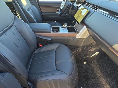 Used 2026 Land Rover Range Rover SE AWD/4WD image 7