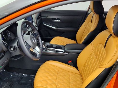 Used 2021 Nissan Sentra SR w/ SR Premium Package FWD image 19