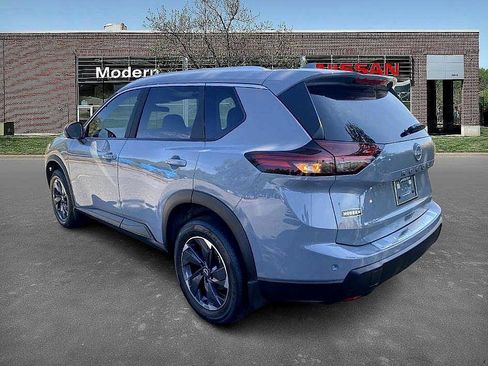 New 2026 Nissan Rogue SV w/ SV Premium Package image 2