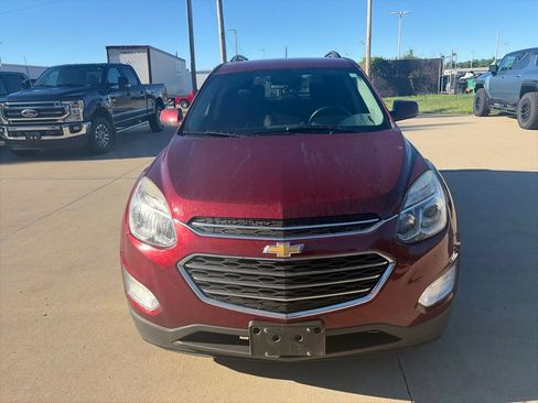 Used 2017 Chevrolet Equinox LT w/ Convenience Package FWD image 4