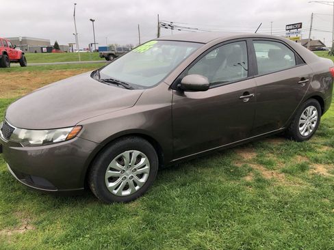 Used 2013 Kia Forte EX image 3