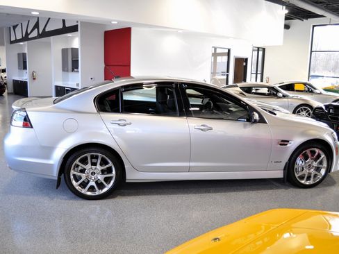 Used 2009 Pontiac G8 GXP image 3