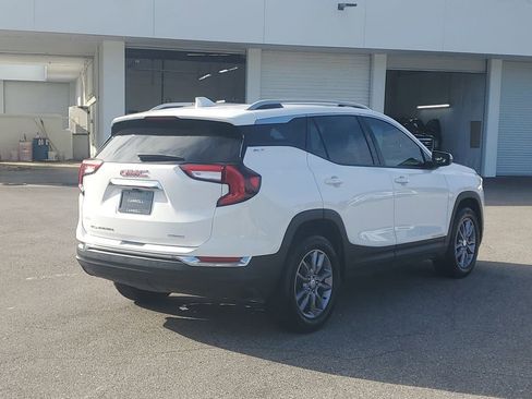 Used 2024 GMC Terrain SLT AWD/4WD image 6