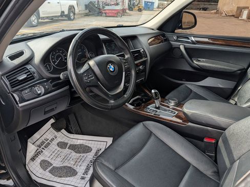 Used 2017 BMW X3 sDrive28i image 9