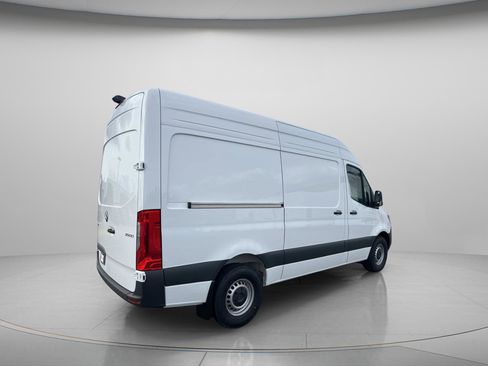 Certified 2025 Mercedes-Benz Sprinter 2500 image 5