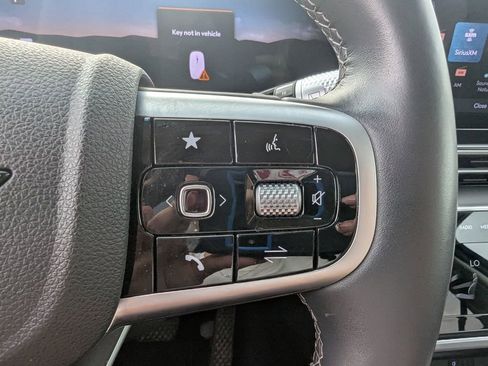 Used 2025 Genesis GV80 2.5T Standard image 26