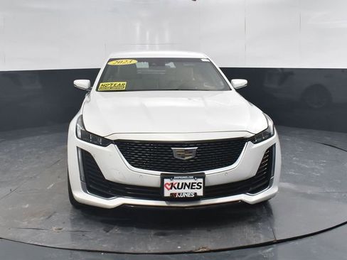 Used 2023 Cadillac CT5 Luxury image 2