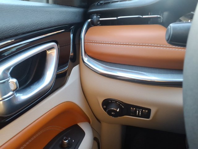 Certified 2024 Jeep Compass Limited AWD/4WD image 20
