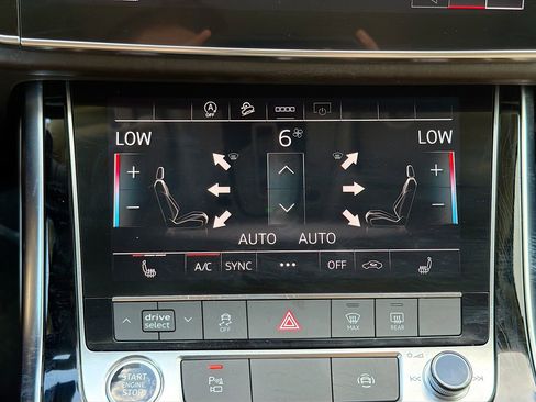 Used 2025 Audi Q7 3.0T Premium image 38