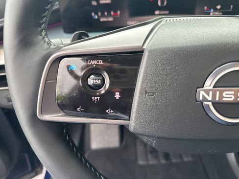 Used 2025 Nissan Murano SL AWD/4WD image 23