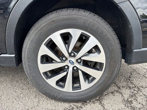 Used 2022 Subaru Outback Premium AWD/4WD image 5