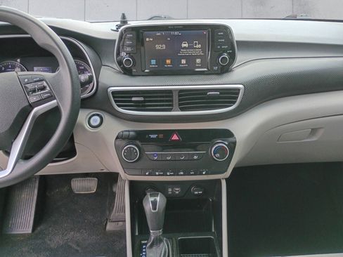 Used 2020 Hyundai Tucson Value AWD/4WD image 12