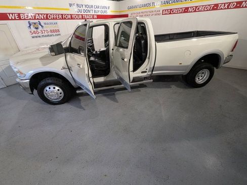 Used 2017 RAM 3500 Laramie image 4