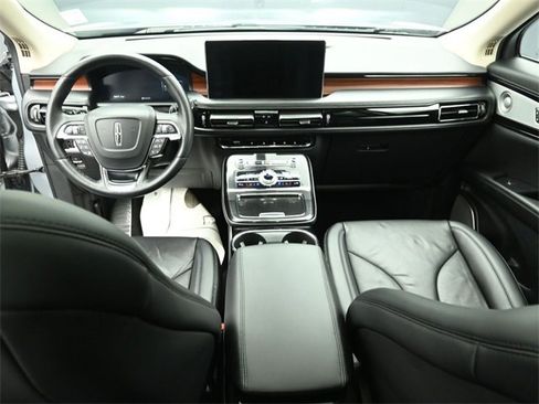 Certified 2023 Lincoln Nautilus Reserve w/ Equipment Group 202A image 22