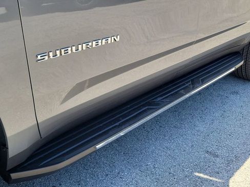 New 2026 Chevrolet Suburban High Country AWD/4WD image 7