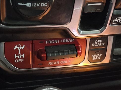 Used 2023 Jeep Gladiator Rubicon w/ LED Lighting Group image 7