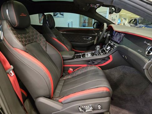 Used 2022 Bentley Continental GT Speed image 17