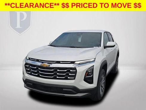 New 2026 Chevrolet Equinox LT FWD image 11