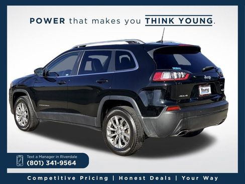 Used 2021 Jeep Cherokee Latitude Lux w/ Comfort/Convenience Group image 9