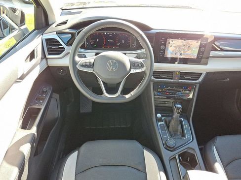 Certified 2025 Volkswagen Taos SEL image 12