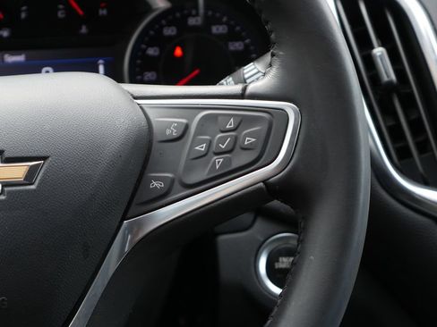 Used 2022 Chevrolet Equinox LT FWD image 14