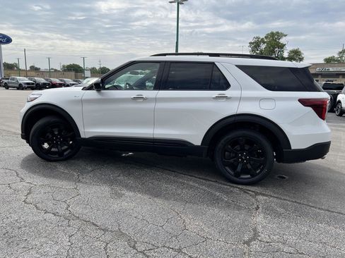 Used 2022 Ford Explorer ST-Line w/ Class IV Trailer Tow Package AWD/4WD image 11