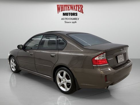 Used 2008 Subaru Legacy 2.5i Limited image 2