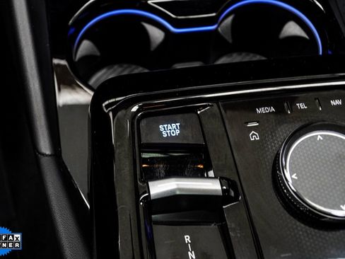 Used 2025 BMW i5 M60 w/ Premium Package image 18