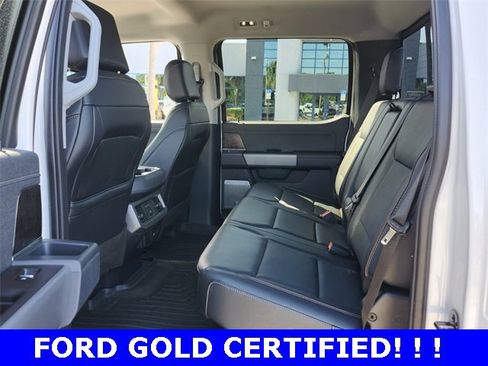 Used 2023 Ford F350 Lariat w/ Tow Technology Package image 11