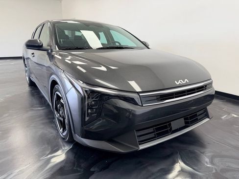 Used 2025 Kia K4 EX FWD image 24