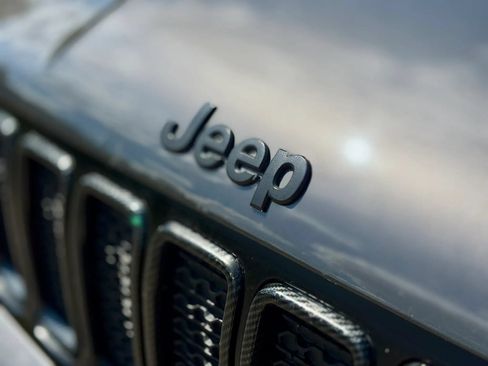 Used 2020 Jeep Renegade Sport w/ Sport Appearance Group AWD/4WD image 15