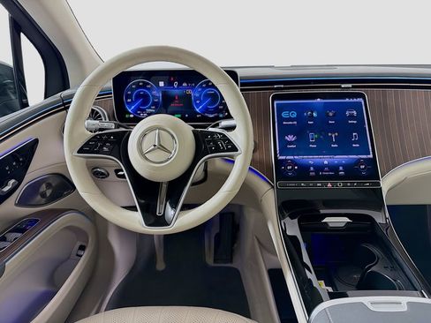 Used 2023 Mercedes-Benz EQS 450+ 4MATIC SUV image 26