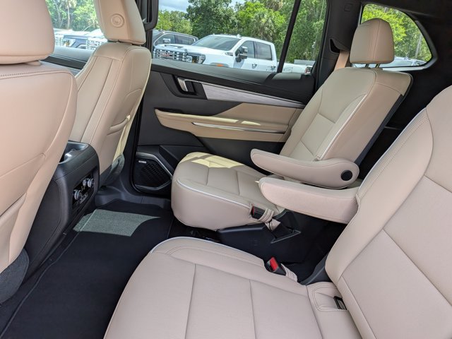 New 2026 Buick Enclave Preferred AWD/4WD image 16