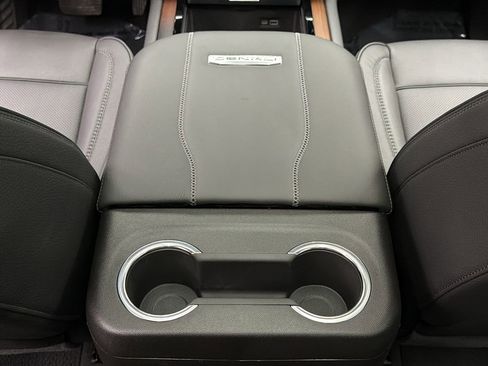 Used 2026 GMC Yukon Denali w/ Sun & Power Step Package image 34