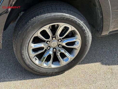 Used 2020 RAM 1500 Laramie w/ Sport Appearance Package AWD/4WD image 9