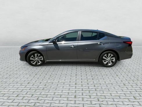 Certified 2025 Nissan Altima 2.5 S FWD image 5
