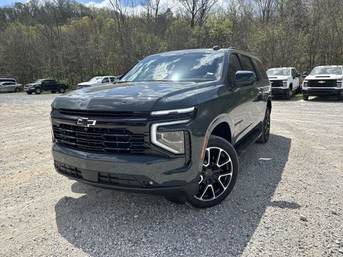 New 2026 Chevrolet Suburban RST w/ Sun And Tow Package image 10