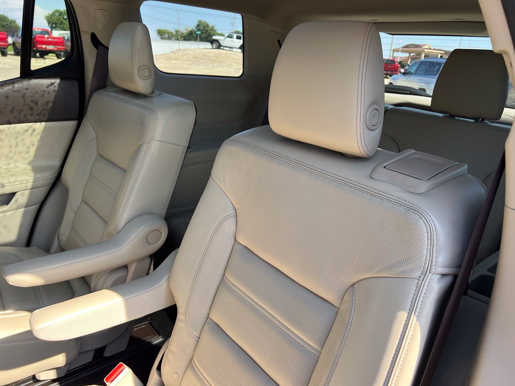 Used 2017 GMC Acadia Denali w/ Technology Package AWD/4WD image 25