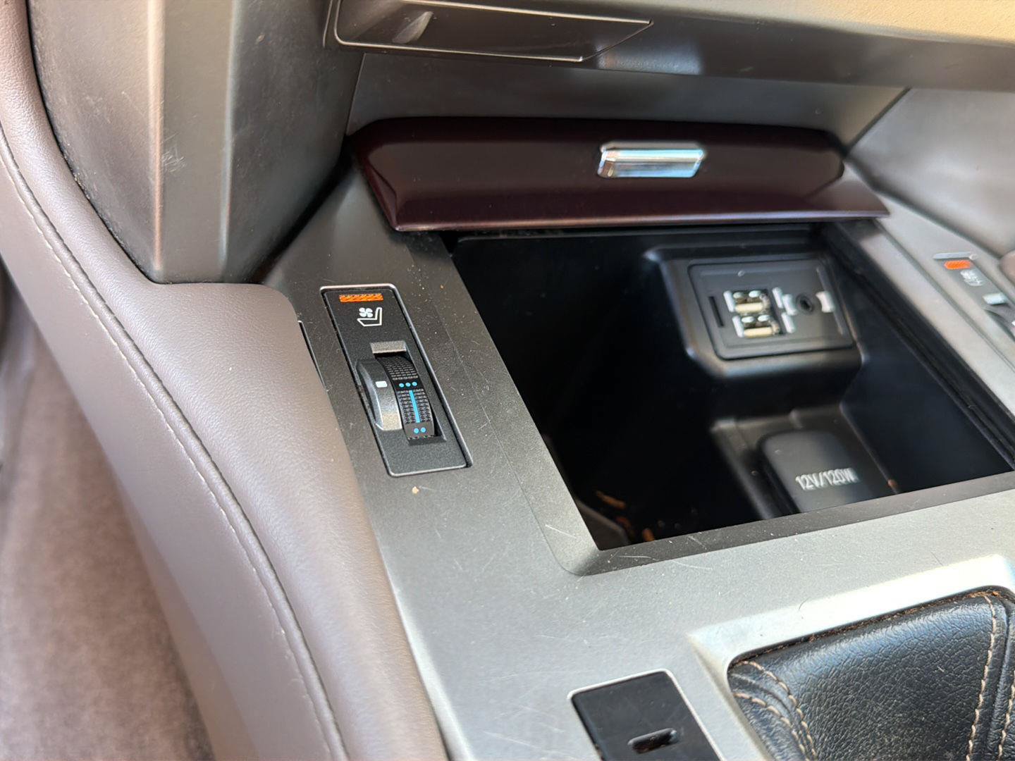 Used 2019 Lexus GX 460 Premium AWD/4WD image 31