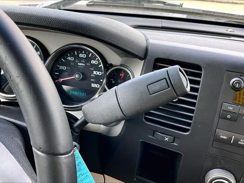 Used 2009 GMC Sierra 1500 SLE w/ Power Pack Plus image 30