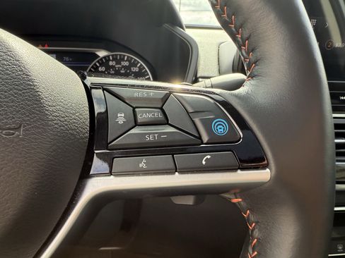 Used 2024 Nissan Altima 2.0 SR image 21