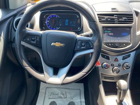 Used 2015 Chevrolet Trax LT w/ LT Plus Package FWD image 6