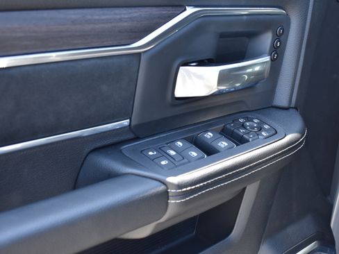 New 2026 RAM 3500 Laramie AWD/4WD image 24