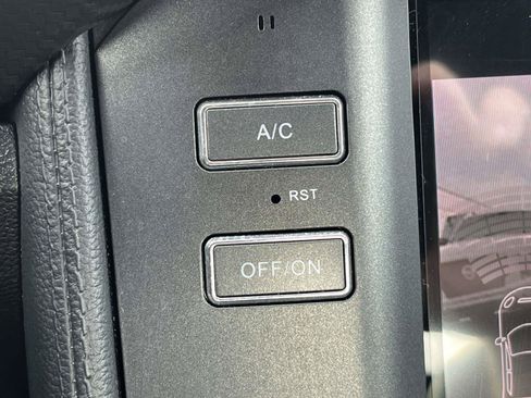 Used 2019 Ford Mustang Coupe RWD image 24